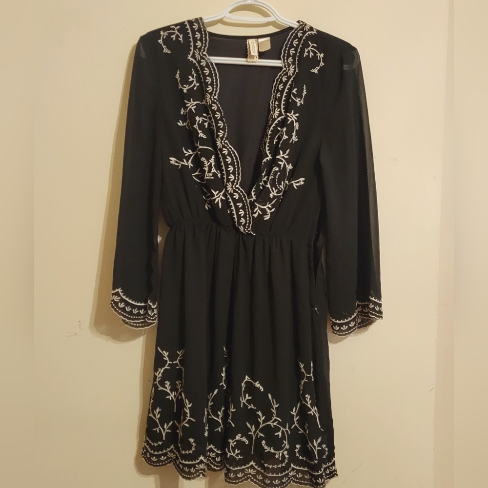 Black short dress